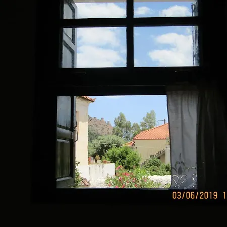 Red Rock House Σπίτι διακοπών Λεωνίδιο