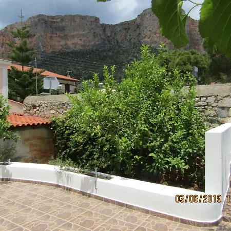 Red Rock House Σπίτι διακοπών Λεωνίδιο